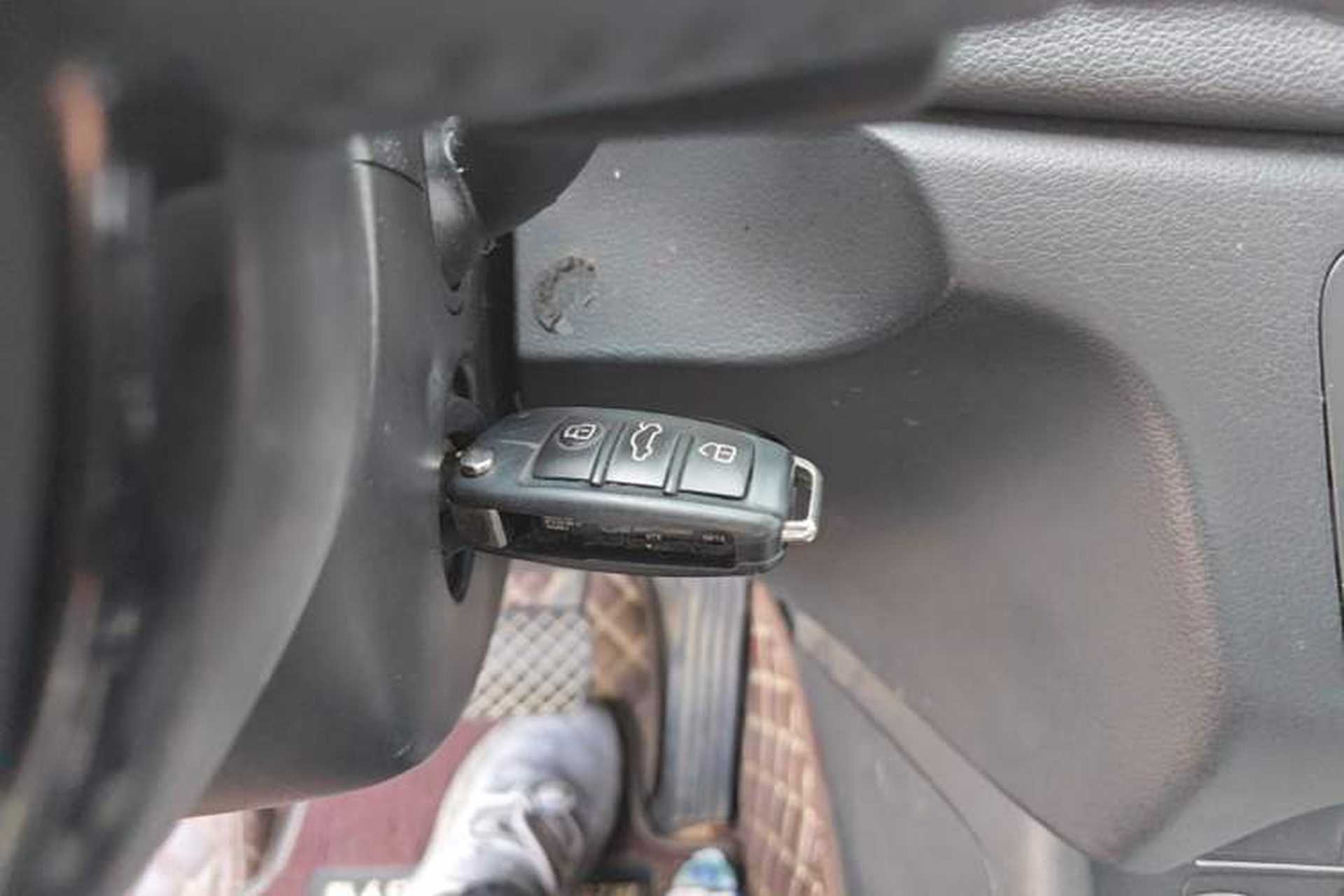 Used Audi Q3 2012 35 TFSI quattro Comfort Model Vehicle Key