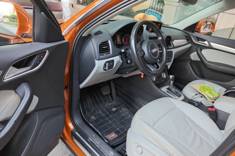 Used Audi Q3 2012 35 TFSI quattro Comfort Model Driver Seat