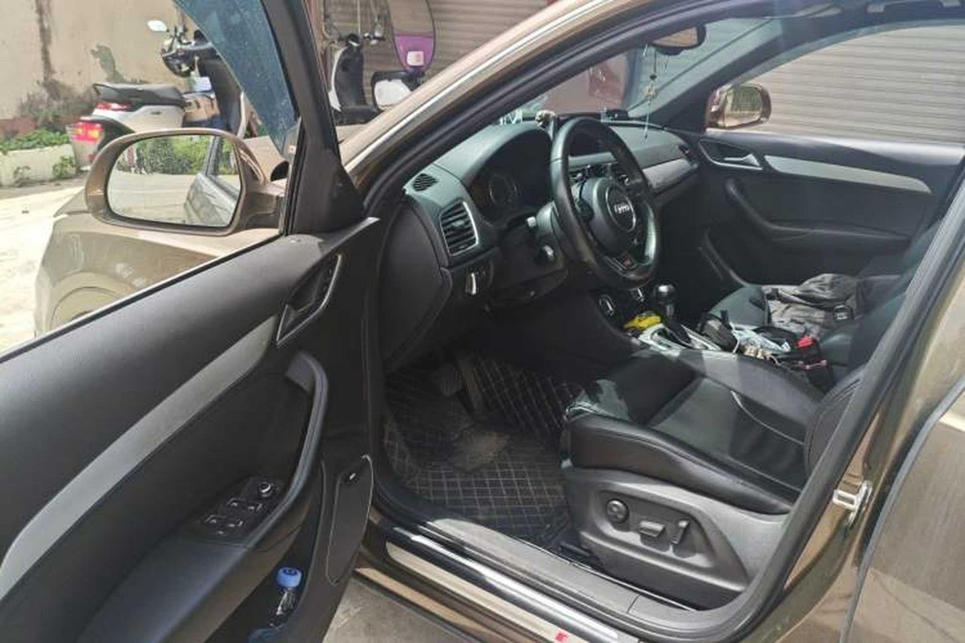 Used Audi Q3 2012 40 TFSI quattro Sport Edition Driver Seat