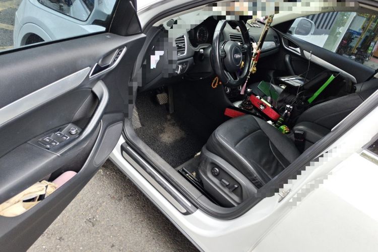Used Audi Q3 2012 40 TFSI quattro Sport Edition Driver Seat