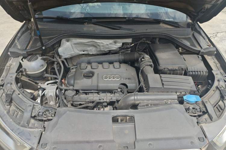 Used Audi Q3 2012 40 TFSI quattro Sport Edition Engine Bay
