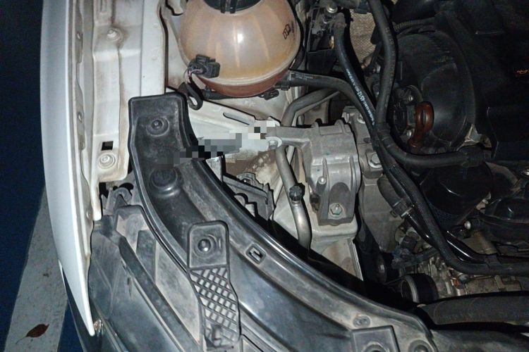 Used Audi Q3 2012 35 TFSI quattro Comfort Model Engine Bay Right