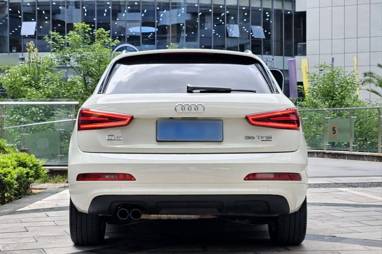 Used Audi Q3 2012 35 TFSI quattro Comfort Model Exterior 4