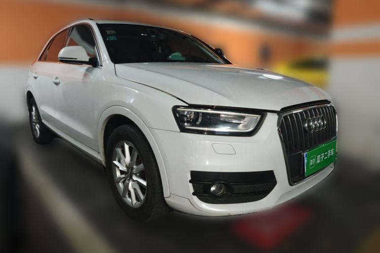Used Audi Q3 2012 35 TFSI quattro Comfort Model Front Right 45 Deg