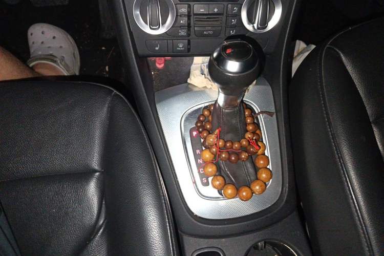 Used Audi Q3 2012 35 TFSI quattro Comfort Model Gear Lever