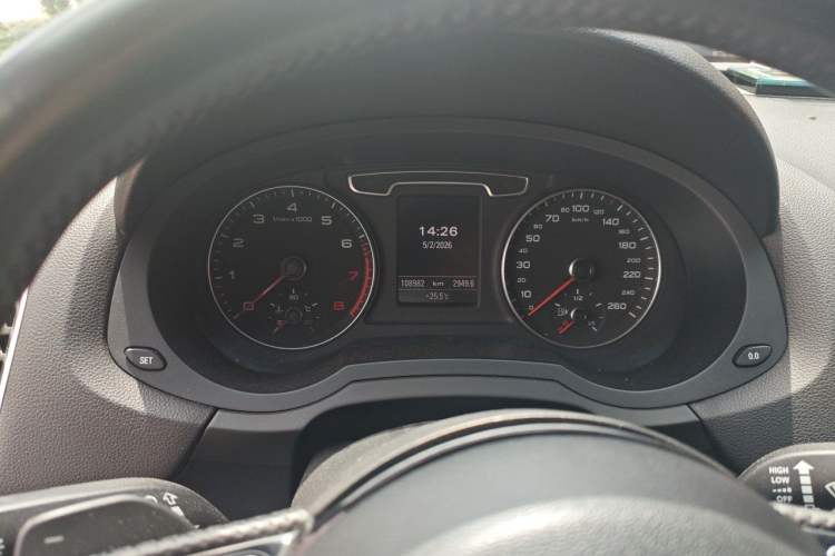 Used Audi Q3 2012 40 TFSI quattro Sport Edition Instrument Cluster