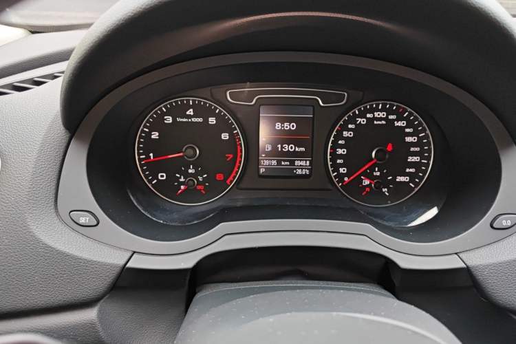 Used Audi Q3 2012 35 TFSI quattro Comfort Model Instrument Cluster