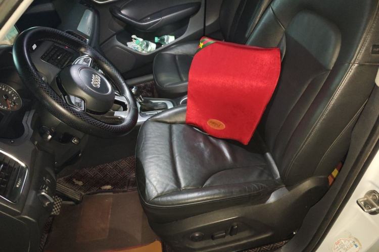 Used Audi Q3 2012 35 TFSI quattro Comfort Model Left Front Seat
