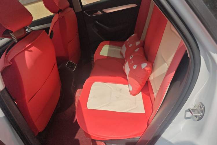 Used Audi Q3 2012 35 TFSI quattro Comfort Model Left Rear Seat