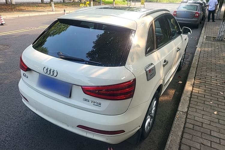 Used Audi Q3 2012 35 TFSI quattro Comfort Model Rear Right 45 Deg