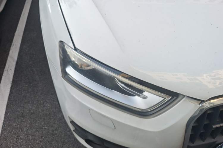 Used Audi Q3 2012 35 TFSI quattro Comfort Model Right Front Headlight