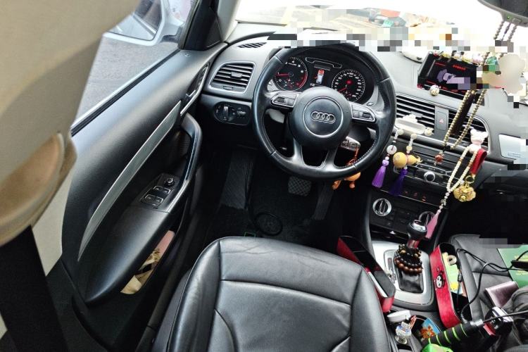 Used Audi Q3 2012 40 TFSI quattro Sport Edition Steering Wheel