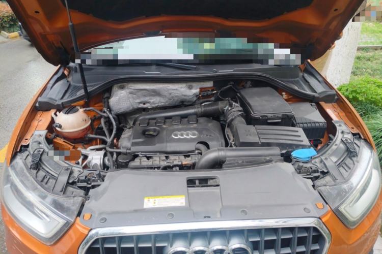 Used Audi Q3 2012 35 TFSI quattro Comfort Model Engine Bay
