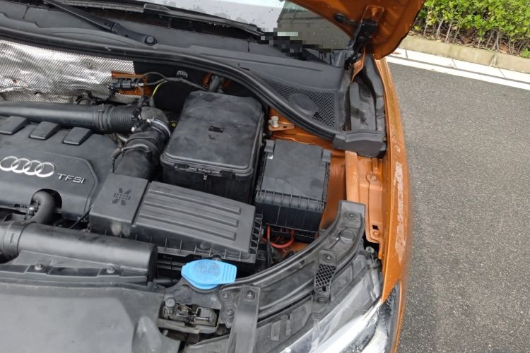 Used Audi Q3 2012 35 TFSI quattro Comfort Model Engine Bay Left