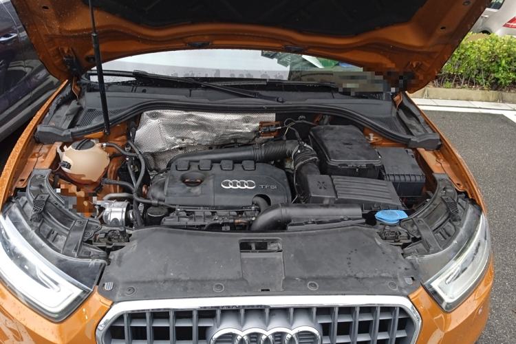 Used Audi Q3 2012 35 TFSI quattro Comfort Model Engine Bay