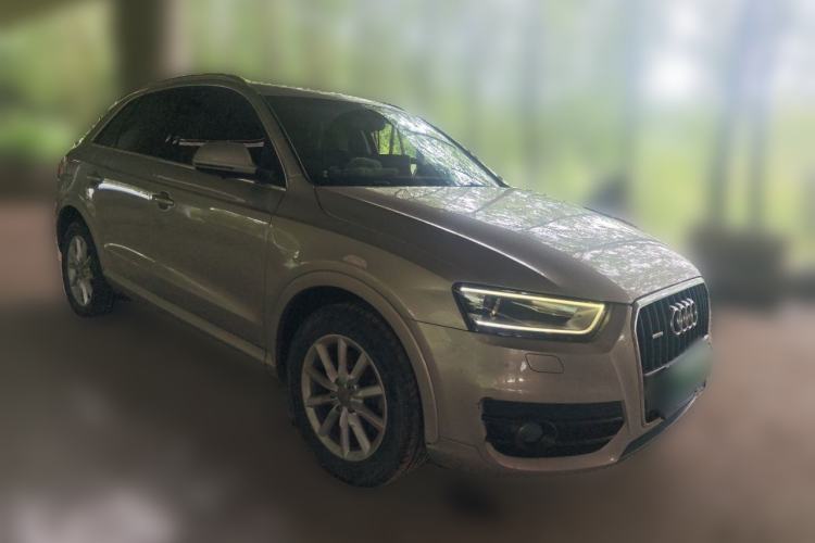 Used Audi Q3 2012 35 TFSI quattro Comfort Model Front Right 45 Deg