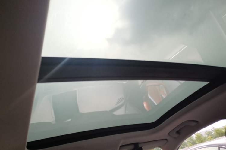 Used Audi Q3 2012 35 TFSI quattro Comfort Model Headliner