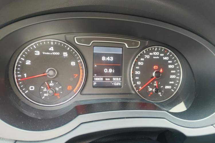 Used Audi Q3 2012 35 TFSI quattro Comfort Model Instrument Cluster