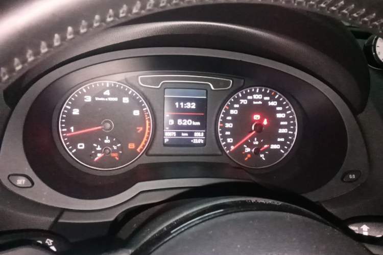 Used Audi Q3 2012 35 TFSI quattro Comfort Model Instrument Cluster
