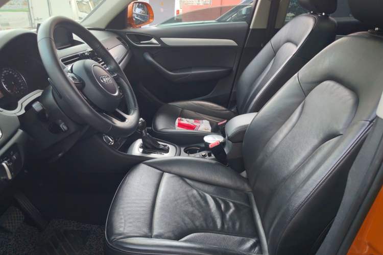 Used Audi Q3 2012 35 TFSI quattro Comfort Model Left Front Seat