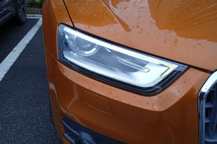 Used Audi Q3 2012 35 TFSI quattro Comfort Model Right Front Headlight