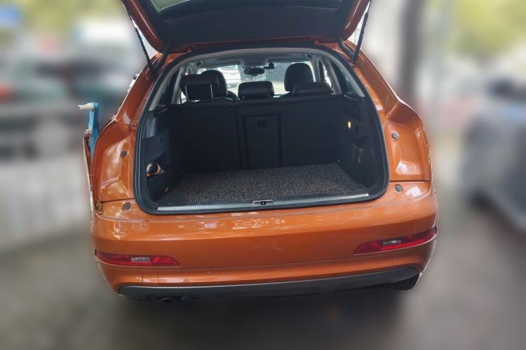Used Audi Q3 2012 35 TFSI quattro Comfort Model Trunk