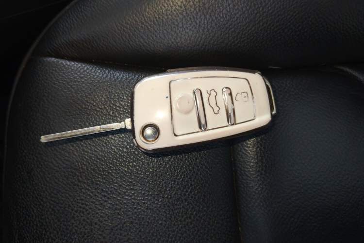 Used Audi Q3 2012 35 TFSI quattro Comfort Model Vehicle Key