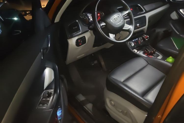 Used Audi Q3 2013 35 TFSI Ambition Edition Driver Seat