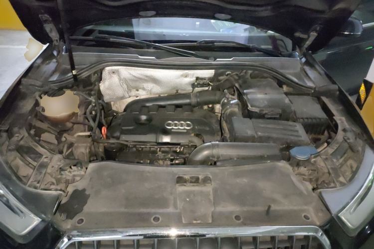 Used Audi Q3 2013 35 TFSI quattro Technology Edition Engine Bay