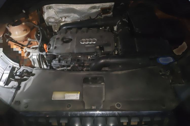 Used Audi Q3 2013 35 TFSI Ambition Edition Engine Bay
