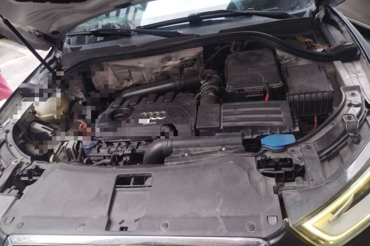 Used Audi Q3 2013 40 TFSI quattro Luxury Model Engine Bay