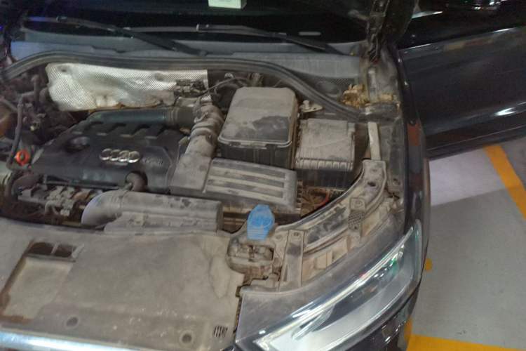 Used Audi Q3 2013 35 TFSI quattro Comfort Model Engine Bay Left