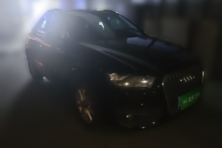Used Audi Q3 2013 35 TFSI Ambition Edition Front Right 45 Deg