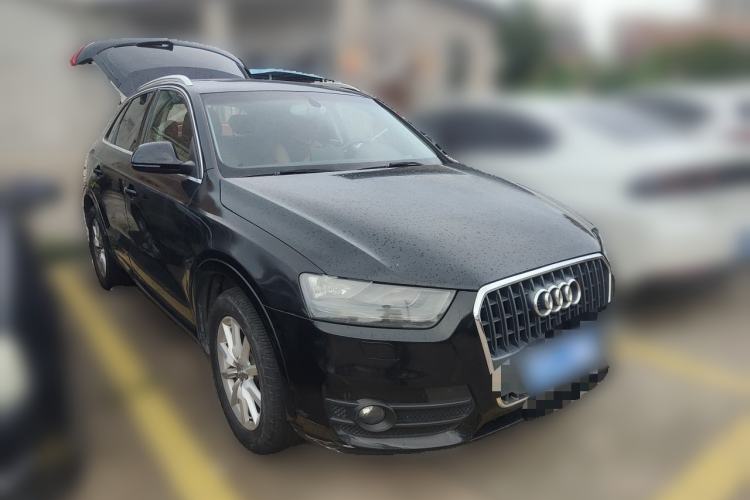 Used Audi Q3 2013 35 TFSI Ambition Edition Front Right 45 Deg