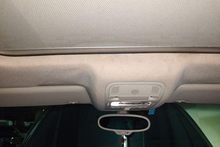 Used Audi Q3 2013 35 TFSI Comfort Model Headliner