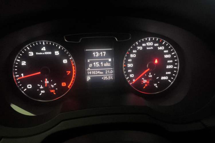 Used Audi Q3 2013 35 TFSI Ambition Edition Instrument Cluster