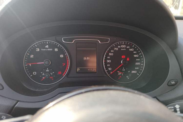 Used Audi Q3 2013 35 TFSI Comfort Model Instrument Cluster