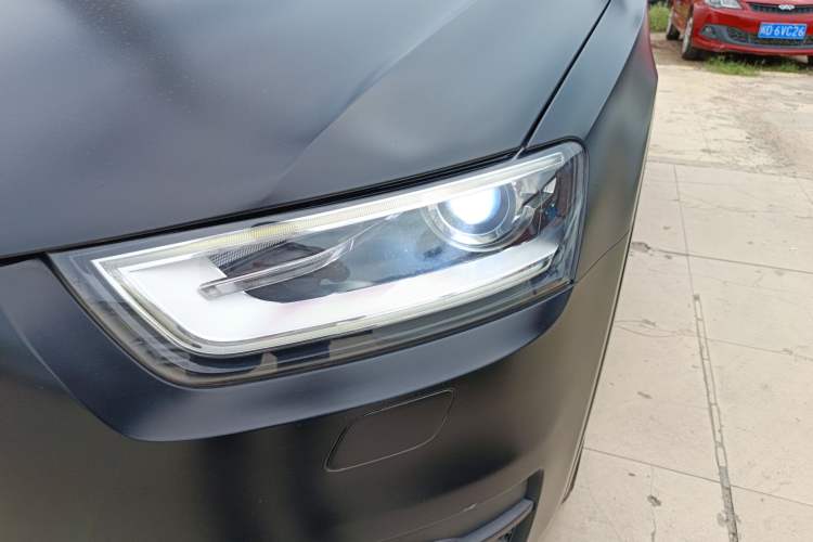Used Audi Q3 2013 35 TFSI quattro Technology Edition Left Front Headlight