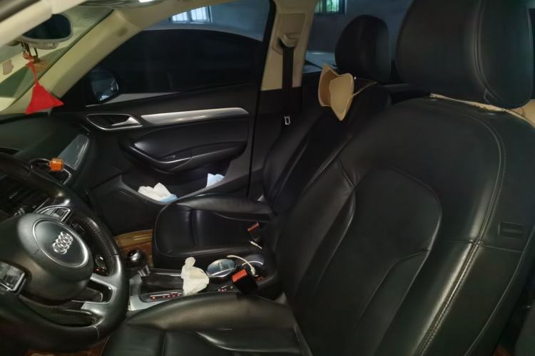 Used Audi Q3 2013 35 TFSI quattro Technology Edition Left Front Seat