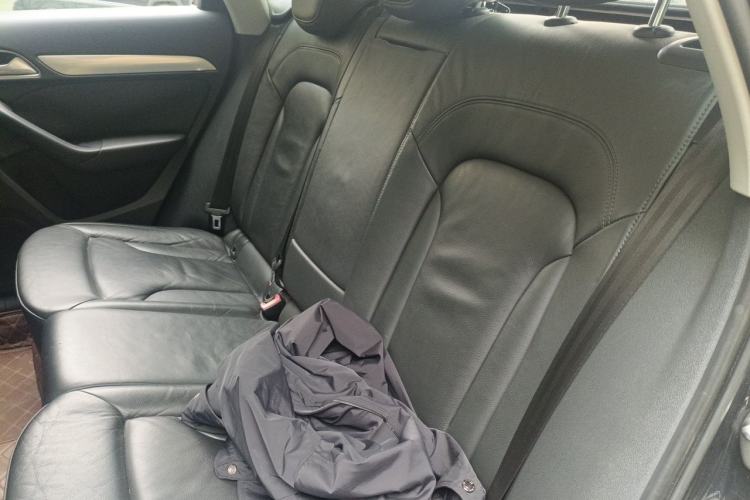Used Audi Q3 2013 35 TFSI Comfort Model Left Rear Seat