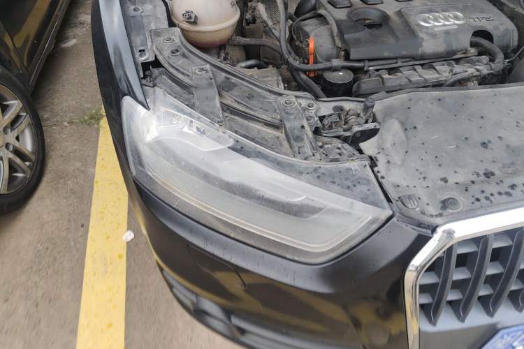 Used Audi Q3 2013 35 TFSI Ambition Edition Right Front Headlight