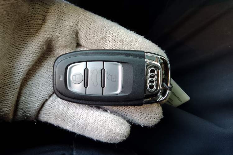 Used Audi Q3 2013 35 TFSI quattro Technology Edition Vehicle Key