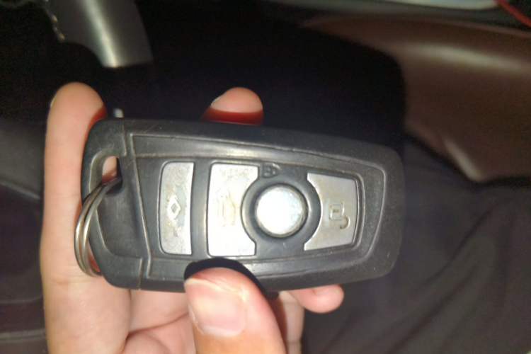 Used Audi Q3 2013 35 TFSI quattro Comfort Model Vehicle Key