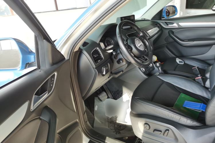 Used Audi Q3 2013 35 TFSI quattro Technology Edition Driver Seat