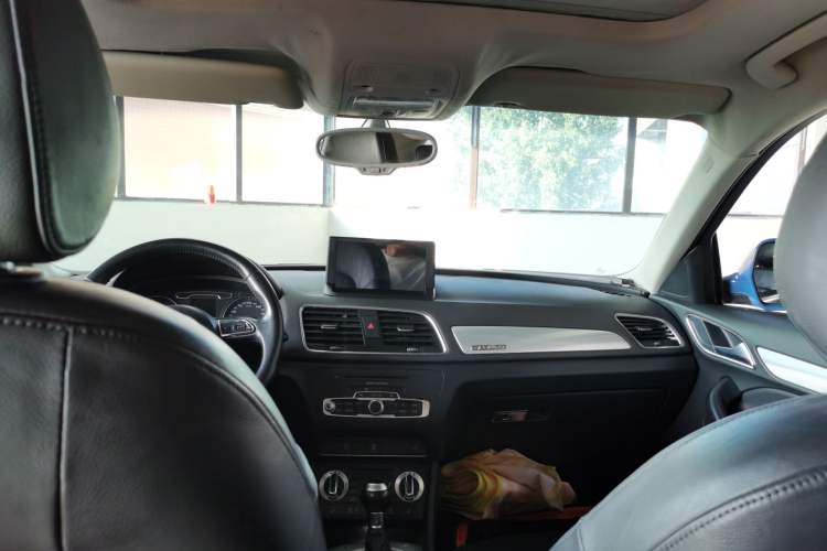 Used Audi Q3 2013 35 TFSI quattro Technology Edition Headliner