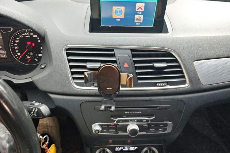 Used Audi Q3 2013 35 TFSI Comfort Model Audio And AC Panel