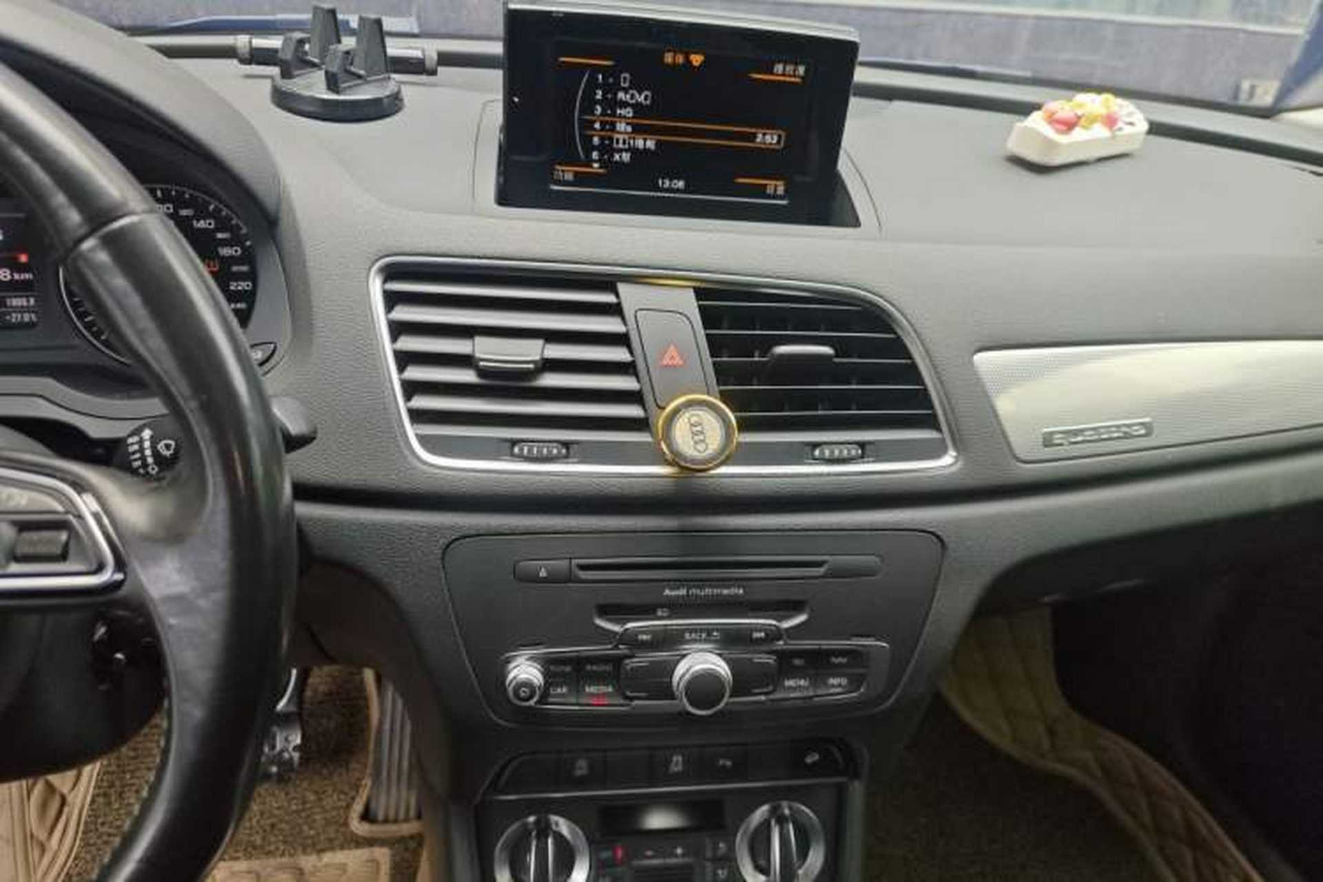 Used Audi Q3 2013 35 TFSI Comfort Model Audio And AC Panel