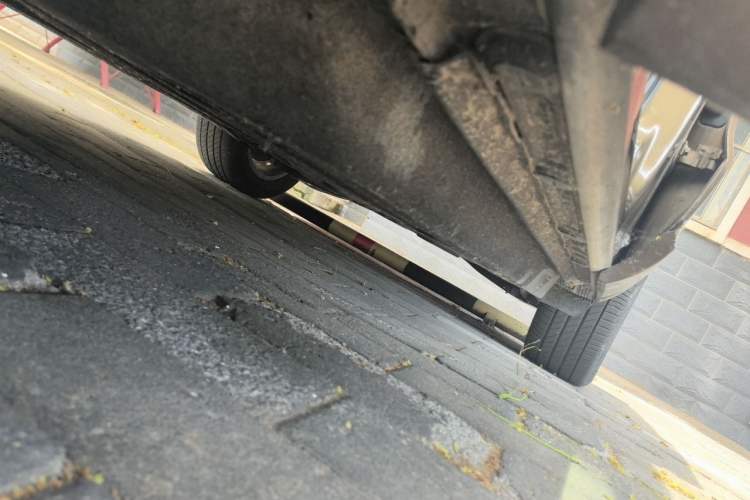 Used Audi Q3 2013 35 TFSI Comfort Model Chassis Front Left