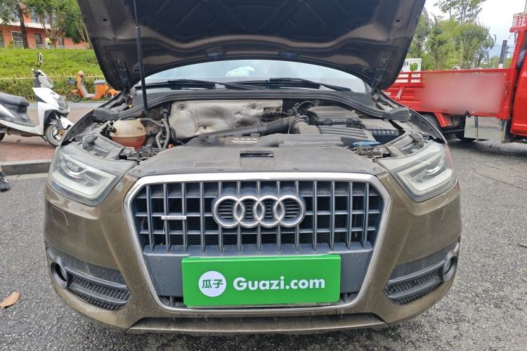 Used Audi Q3 2013 35 TFSI quattro Technology Edition Engine Bay