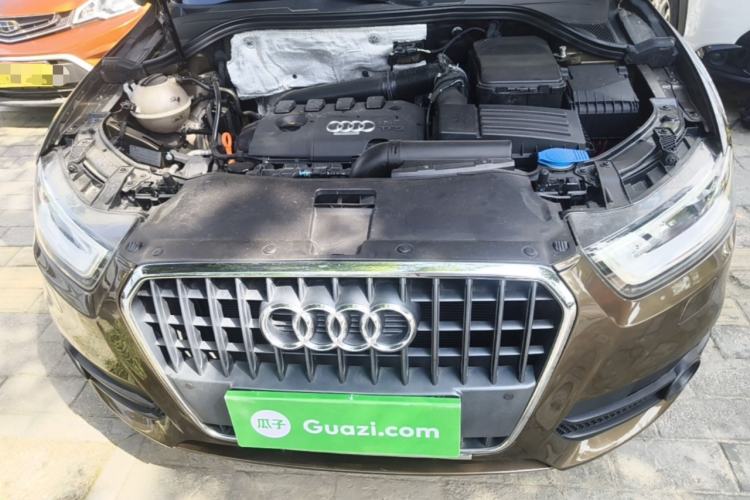 Used Audi Q3 2013 35 TFSI quattro Technology Edition Engine Bay